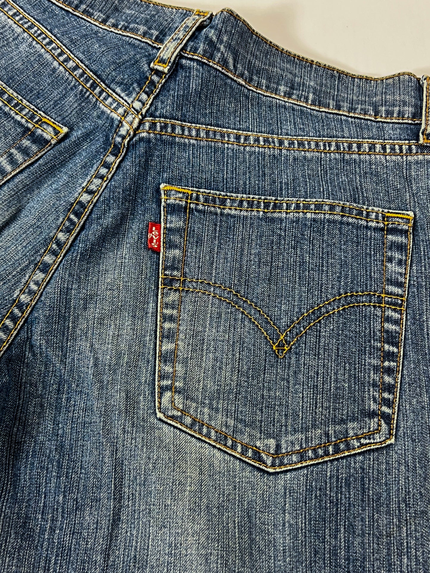 Levi’s 525