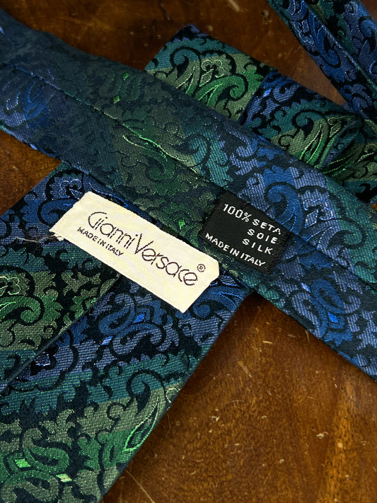 Cravatta vintage Gianni Versace piasley