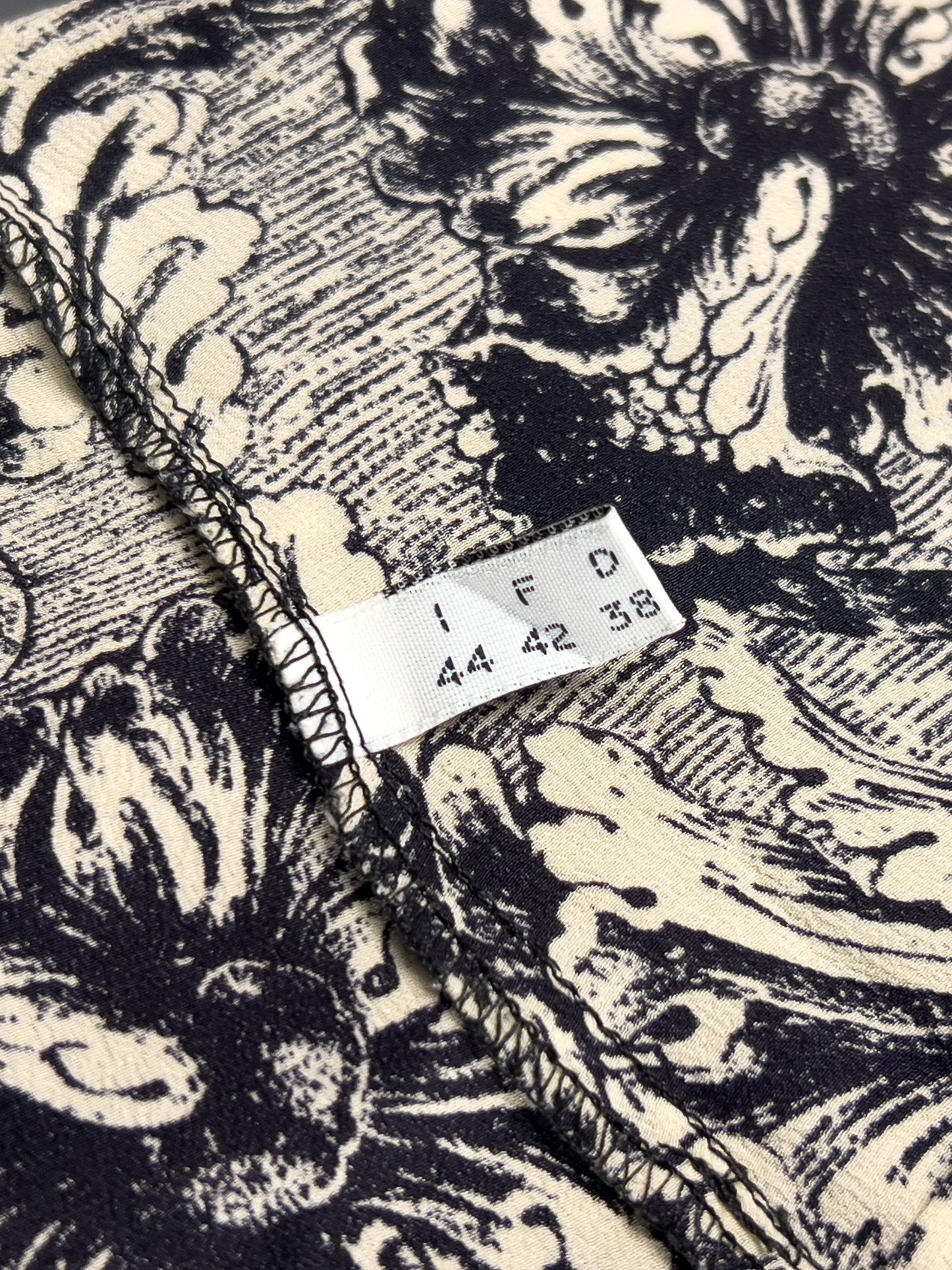 Blusa con Sciarpa Genny by Gianni Versace in Pura Seta