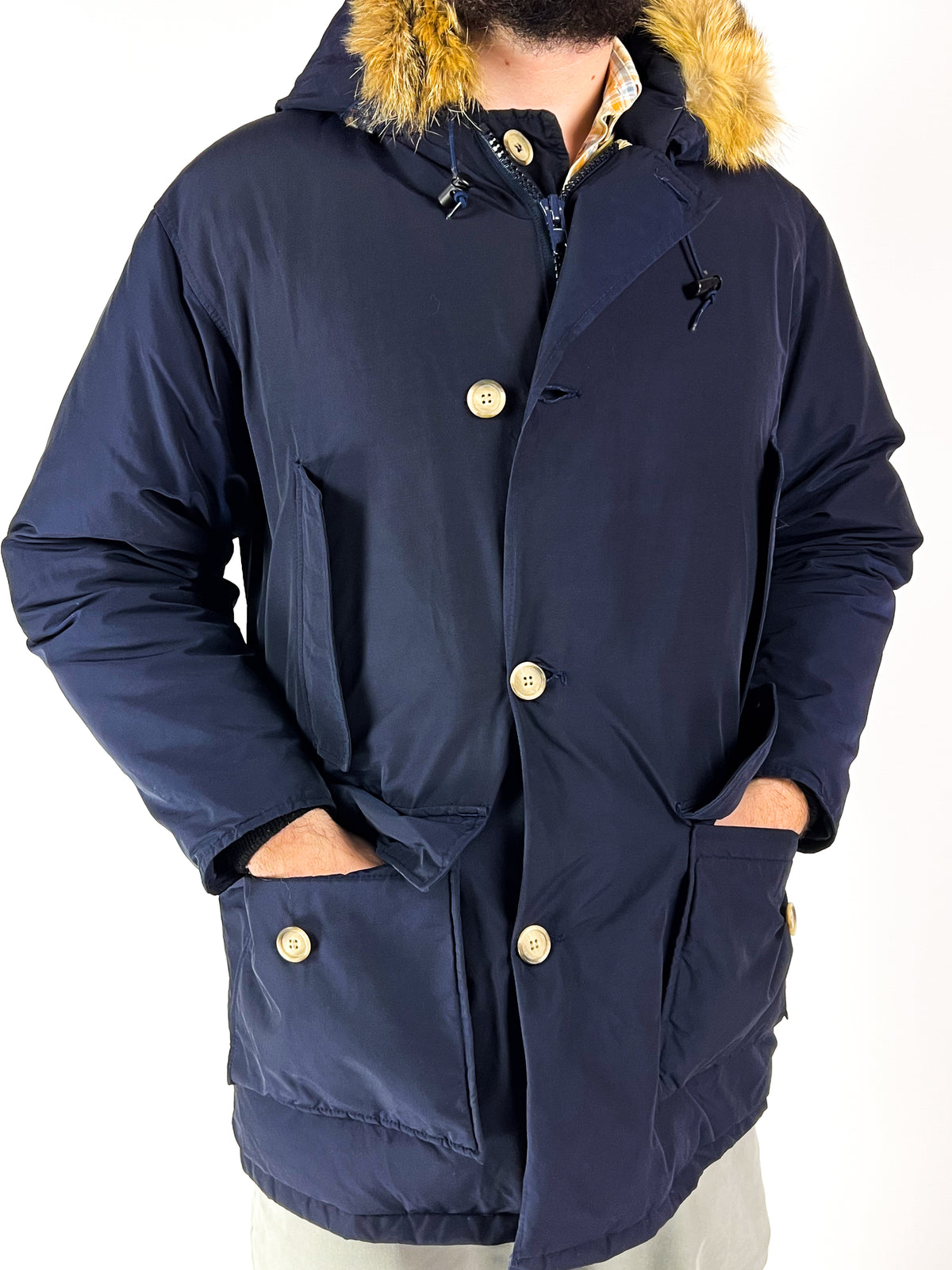Parka Woolrich fabriqué aux États-Unis dans les années 80 - Fourrure de coyote et broche