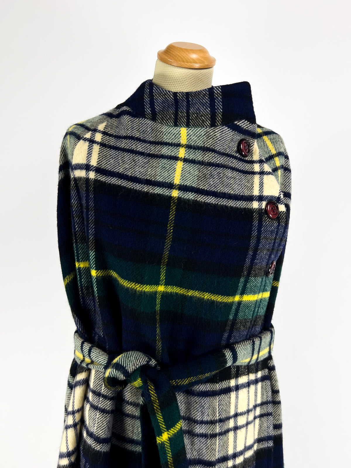 Cape The Scotch House Made in UK 70s