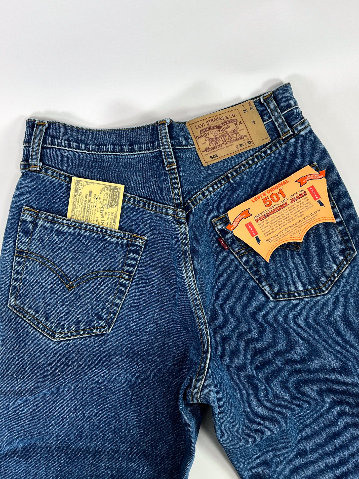 Levi's 501 W30 NOS Made in USA 1995