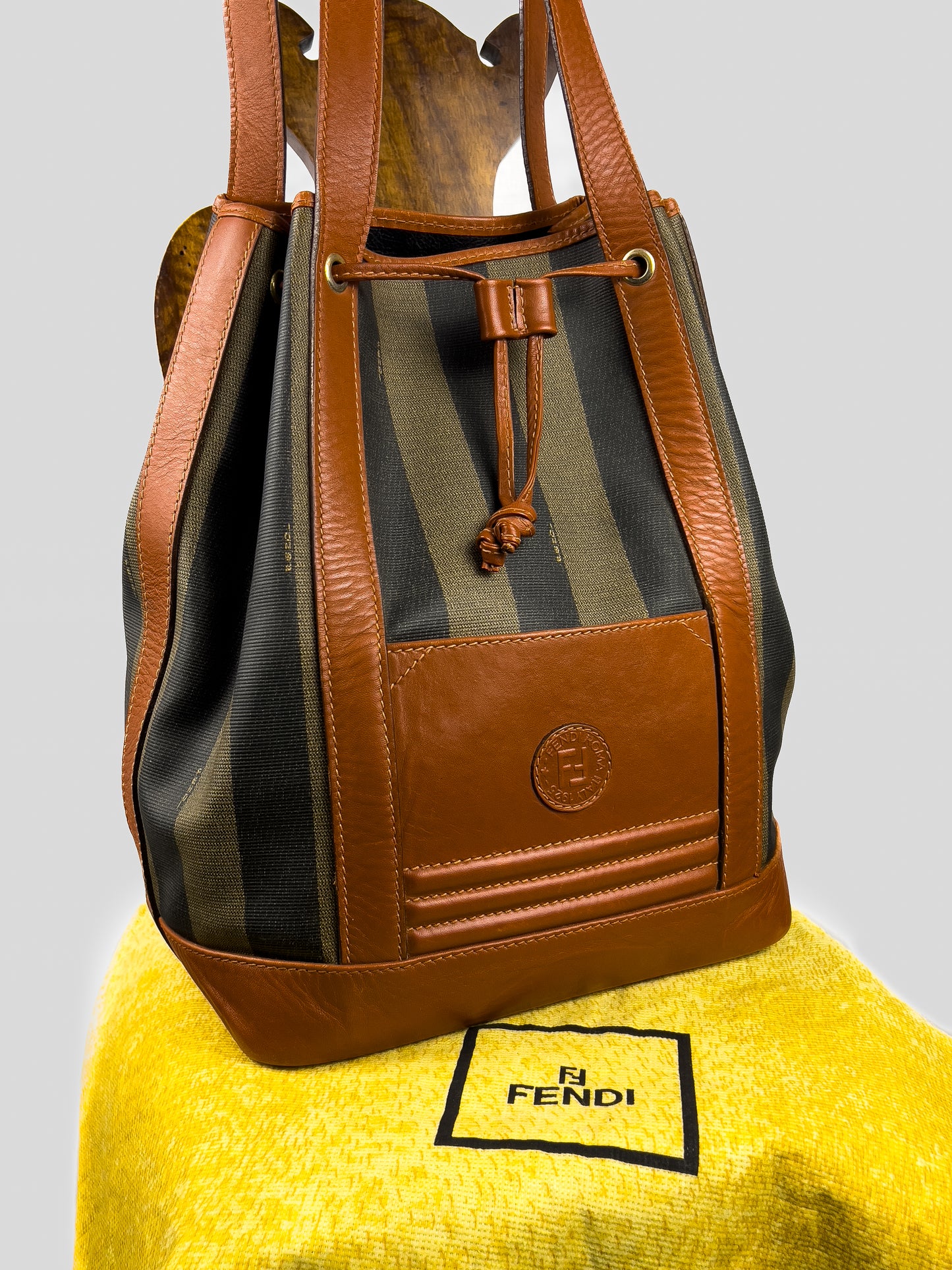 Borsa a Secchiello Fendi