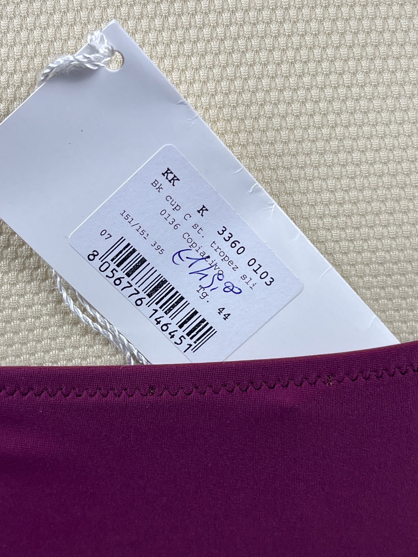 Costume Parah - New Old Stock
