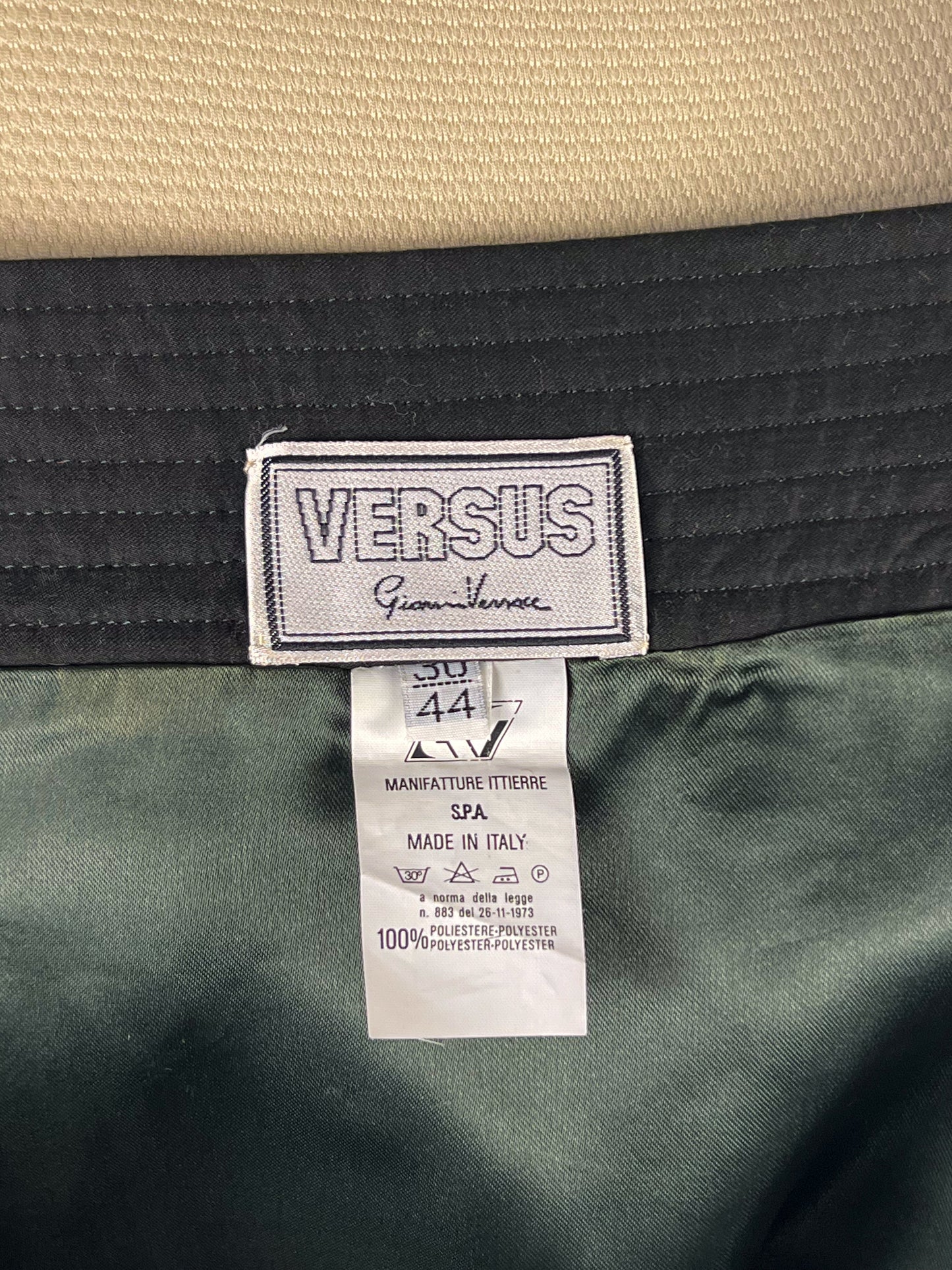 Gonna Gianni Versace Versus