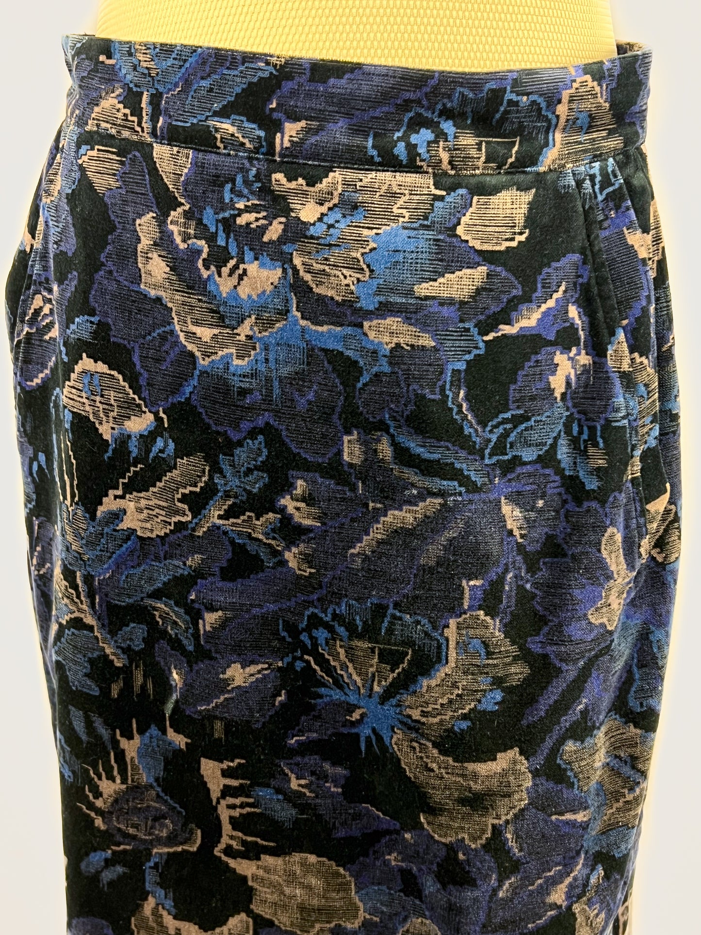 Gonna Genny by Gianni Versace