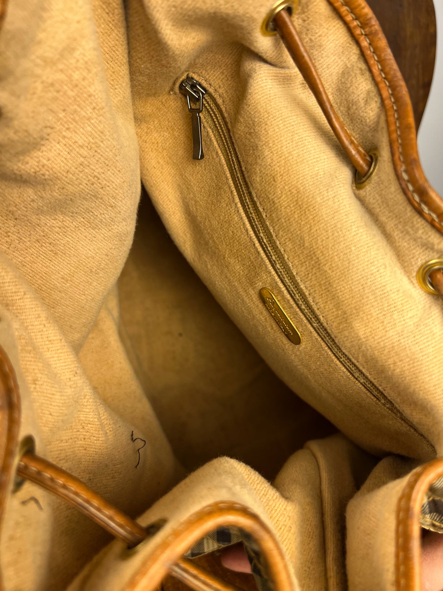 Aquascutum bag in leather and cashmere