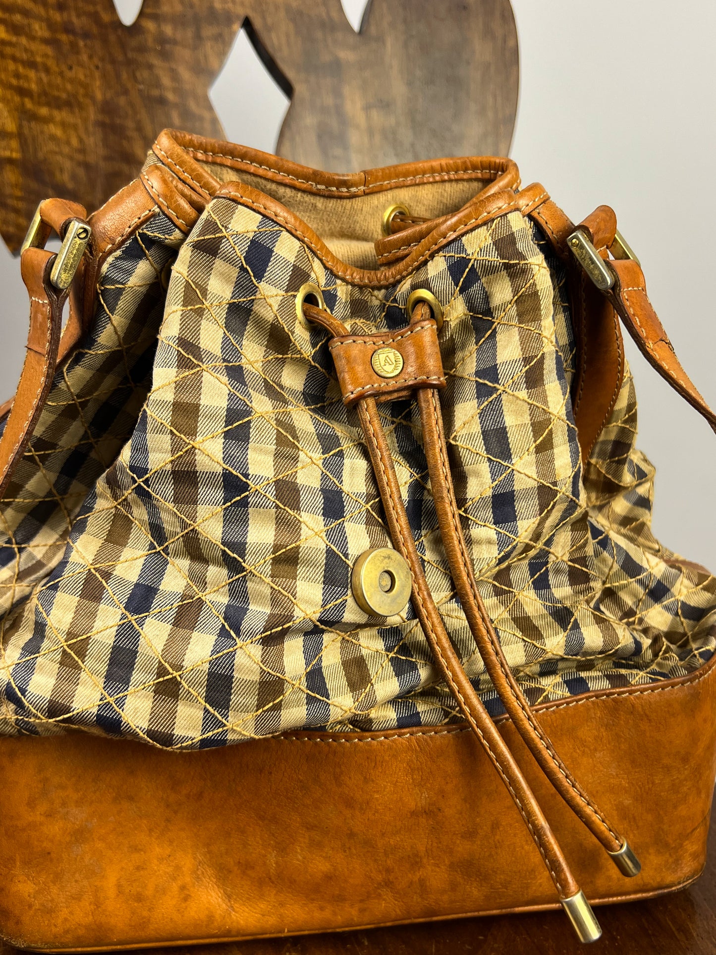 Aquascutum bag in leather and cashmere