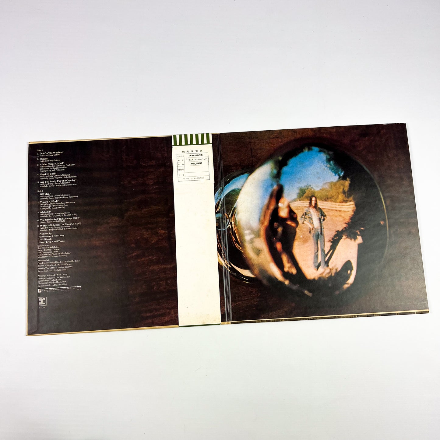 NEIL YOUNG – Harvest – 1ª Edizione Giapponese – Warner/Pioneer P-8120R (OBI ¥2.000)