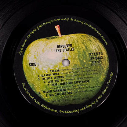 THE BEATLES – Revolver Japanese Press – Apple / Toshiba EMI AP-8443 1974