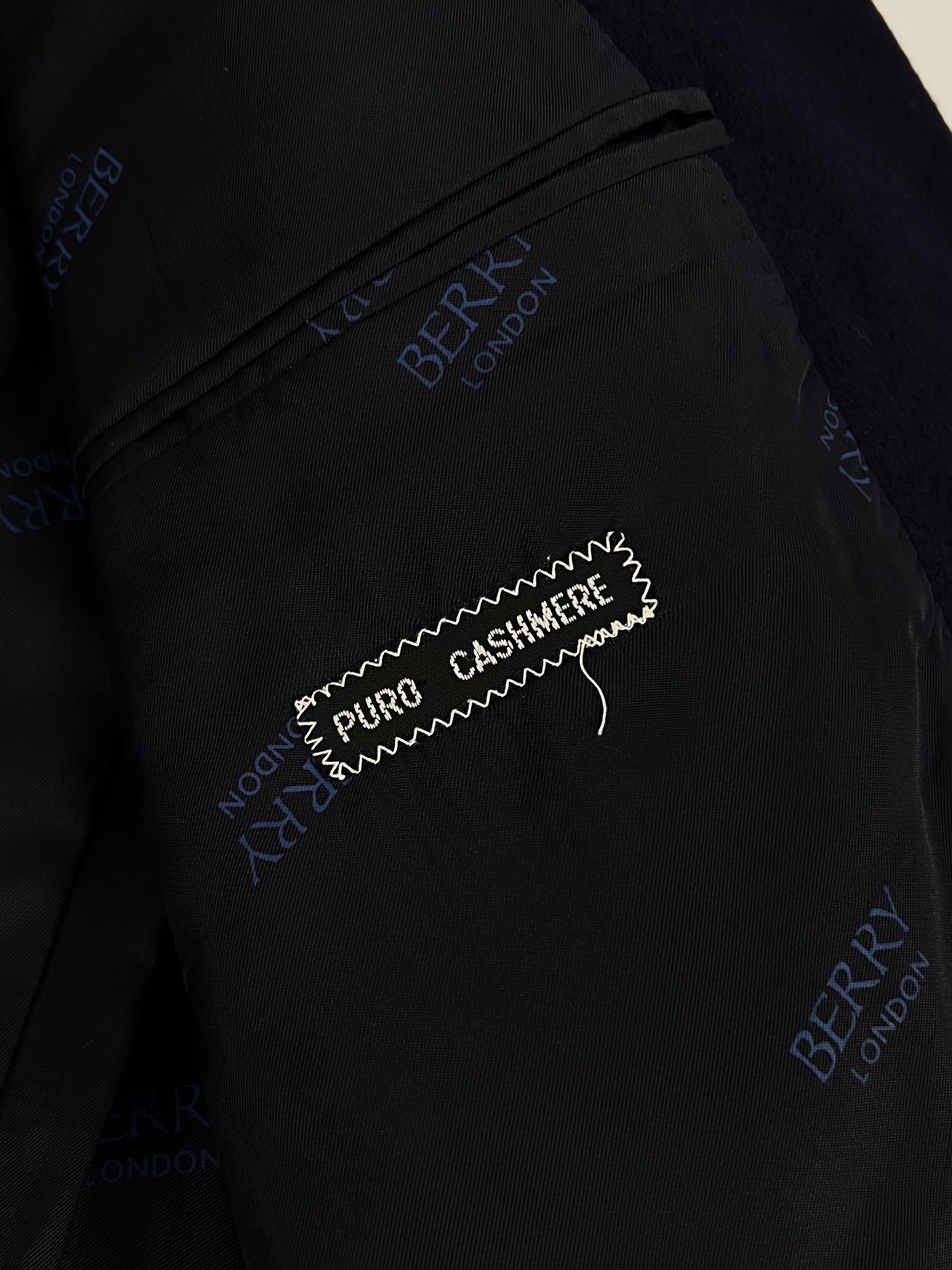 Veste en pur cachemire Berry London