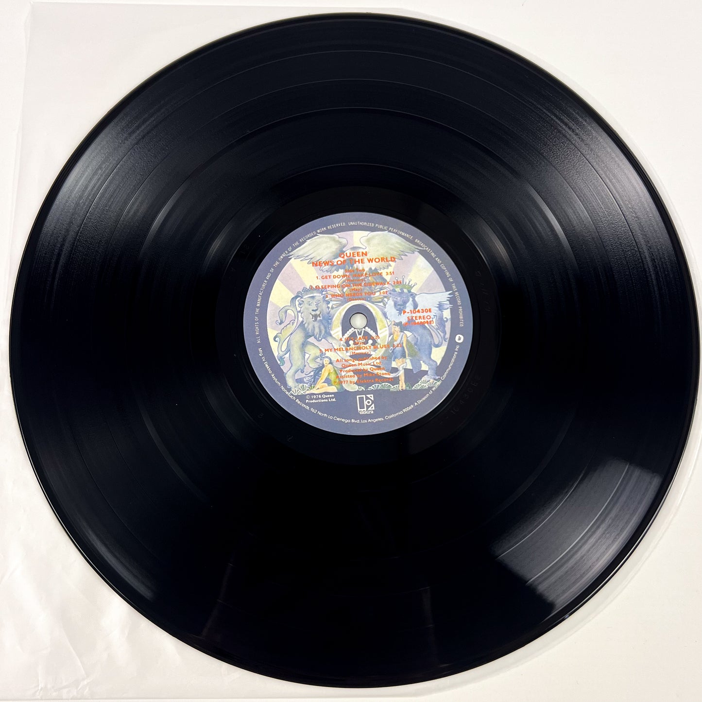 QUEEN – News Of The World 1st Japanese Edition - Elektra P-10430E 1977