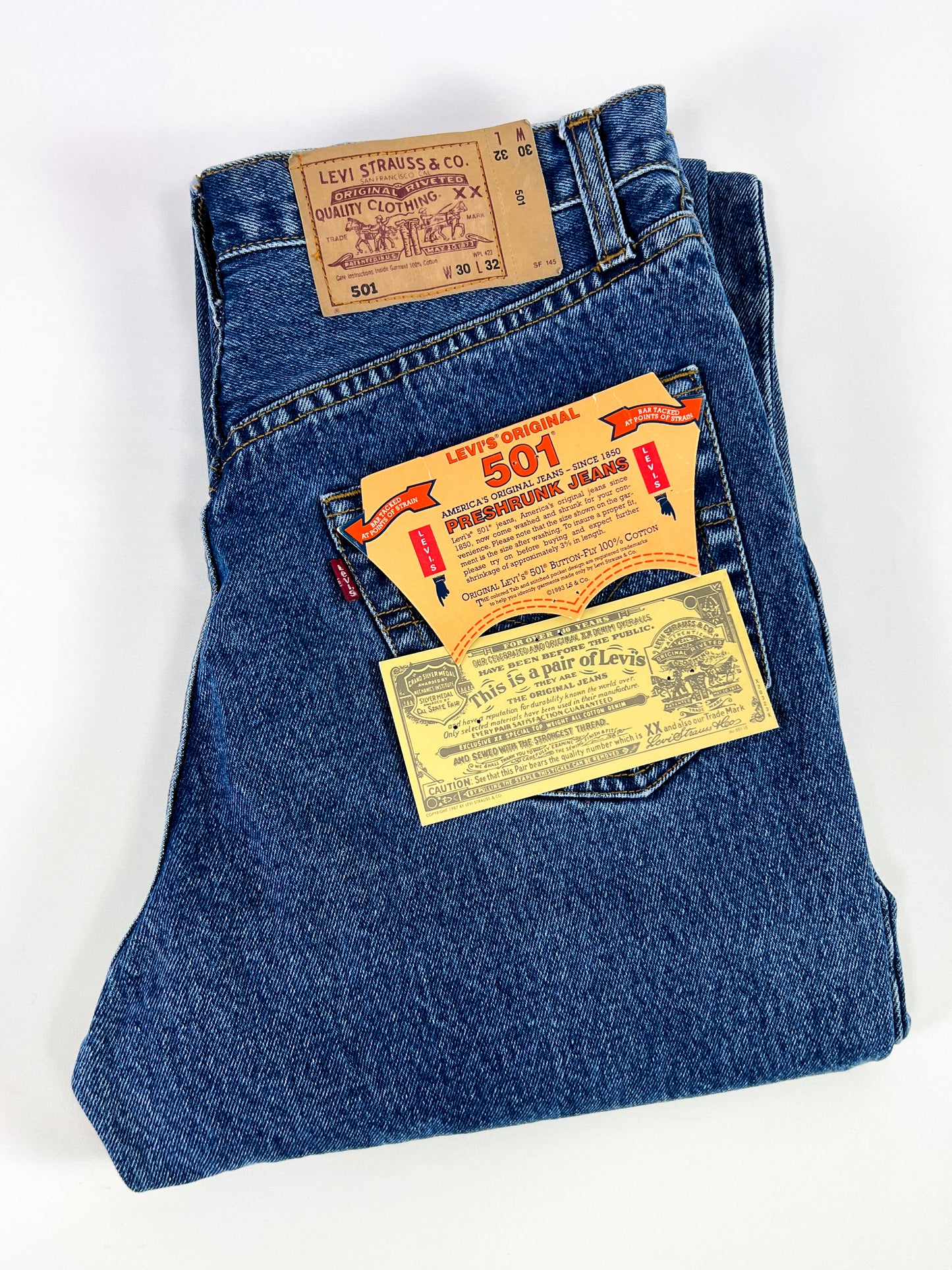 Levi's 501 W30 NOS Made in USA 1995