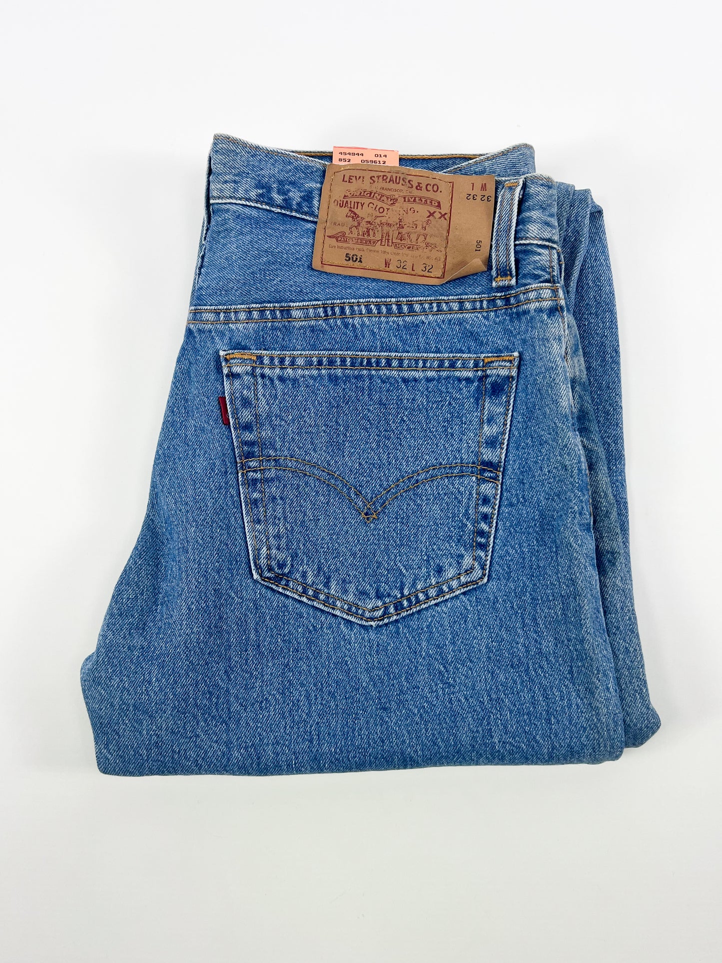 Levi's 501 W32 Fabriqué aux USA 1995 NOS