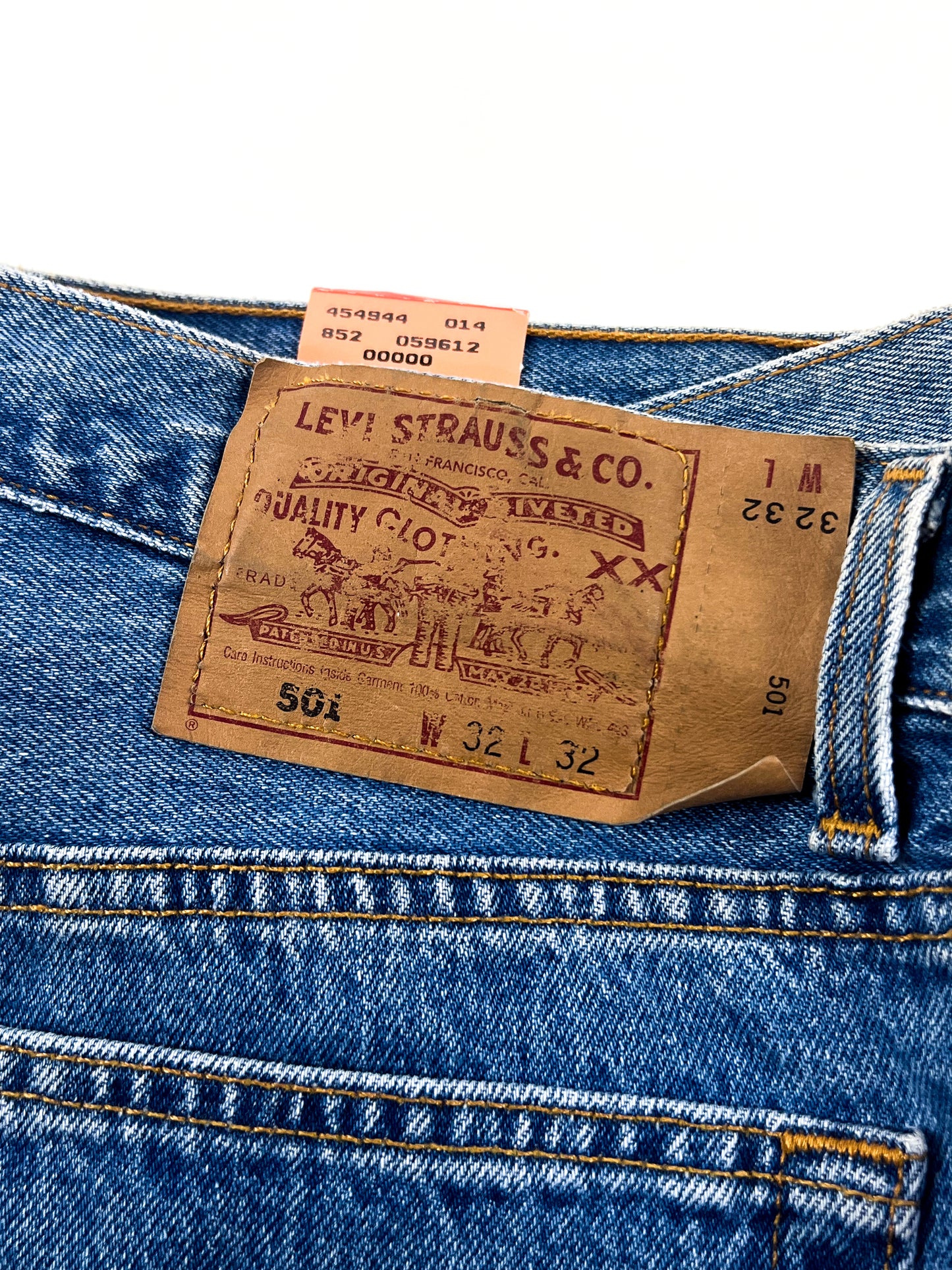 Levi's 501 W32 Fabriqué aux USA 1995 NOS