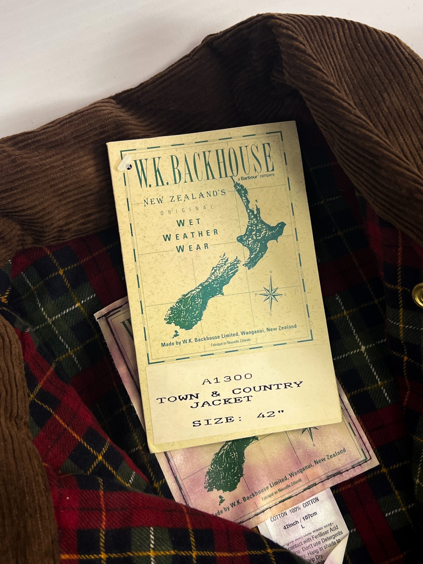 W.K. Backhouse by Barbour Town & Country C42 (L) - COMPLETO
