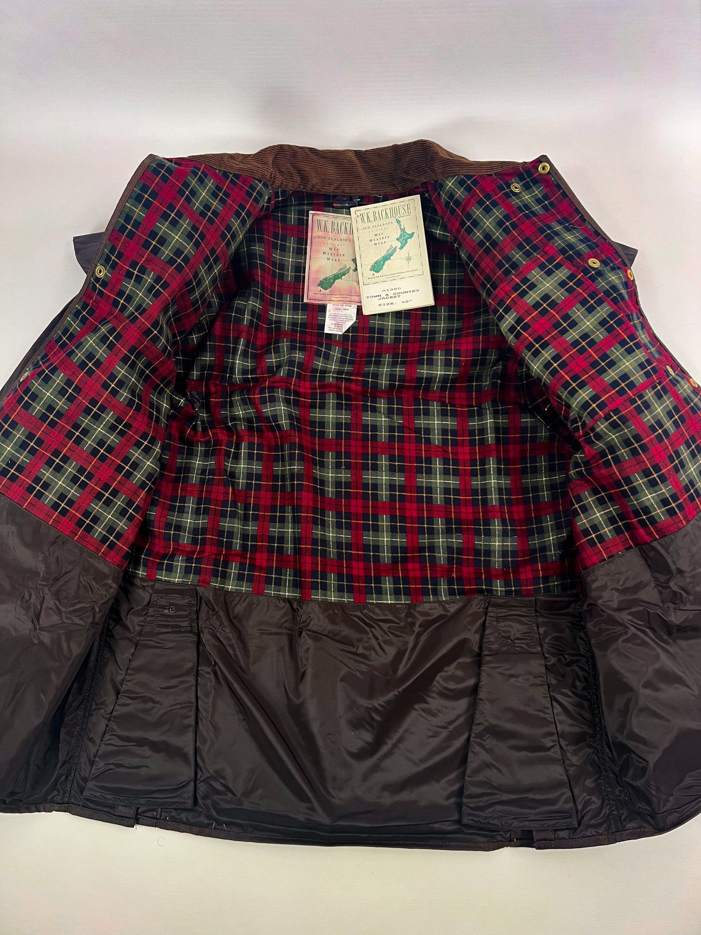 W.K. Backhouse by Barbour Town & Country C42 (L) - COMPLETO