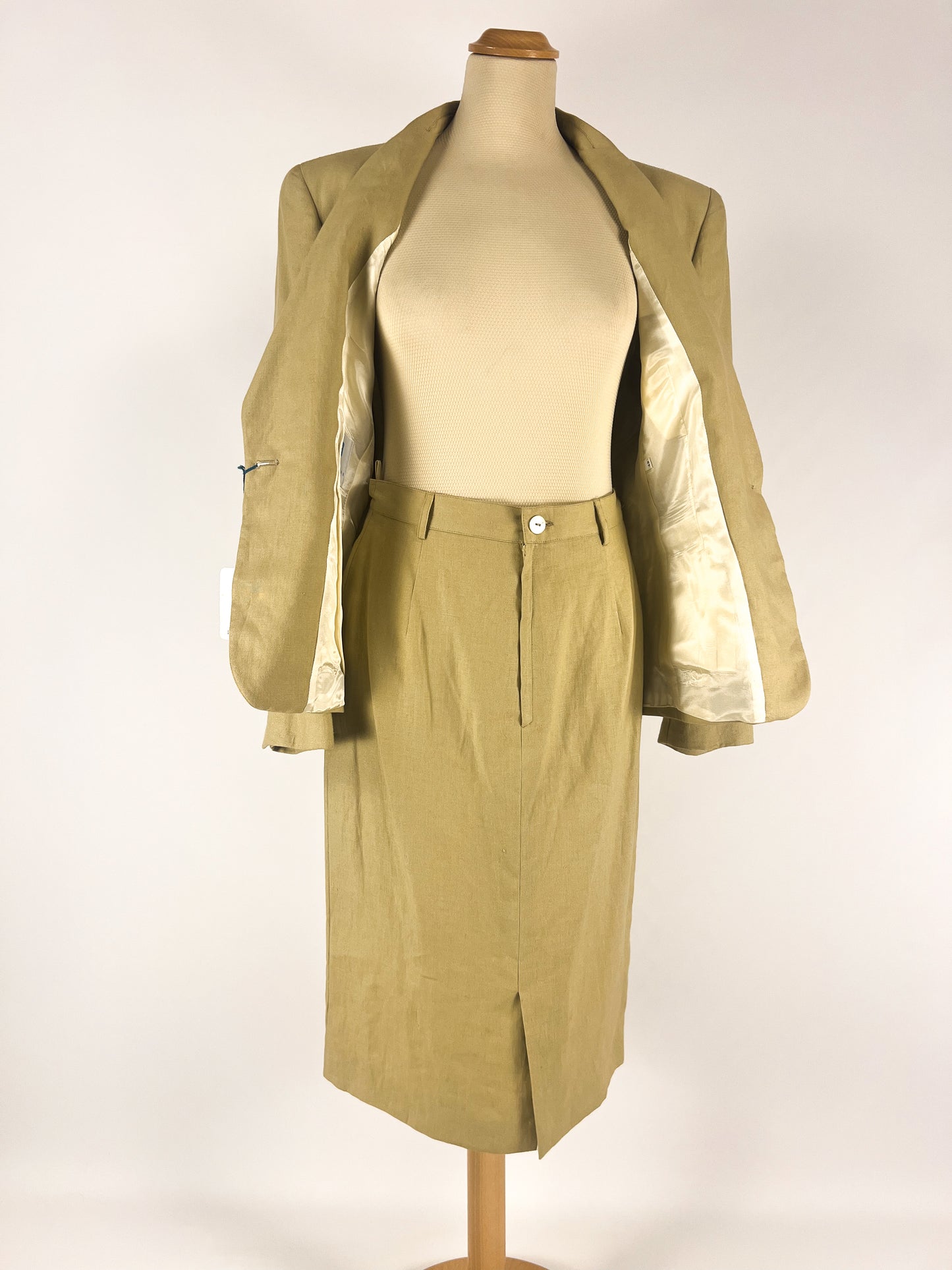 Ballantyne Pure Linen NOS Suit