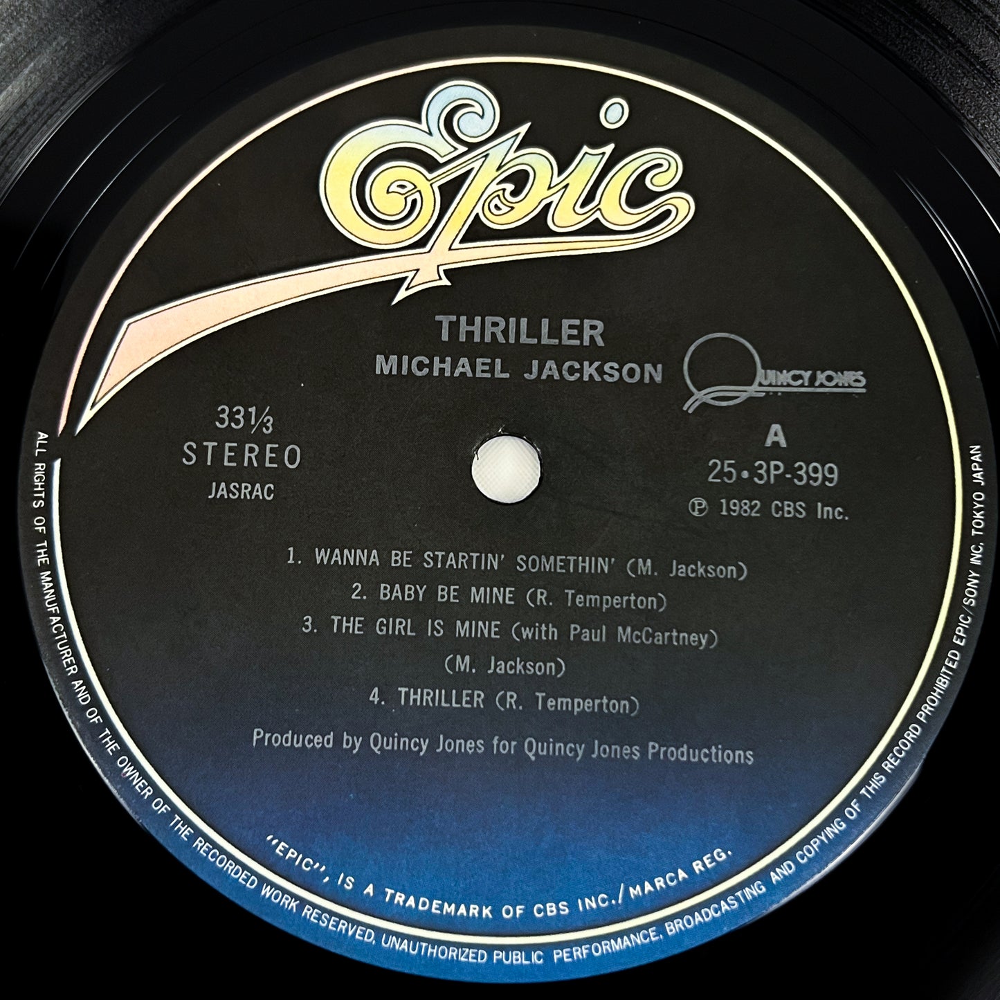 MICHAEL JACKSON – Thriller –  1ª Edizione Giapponese Epic 25 3P-399 1982 – POSTER / BOLLINO NERO